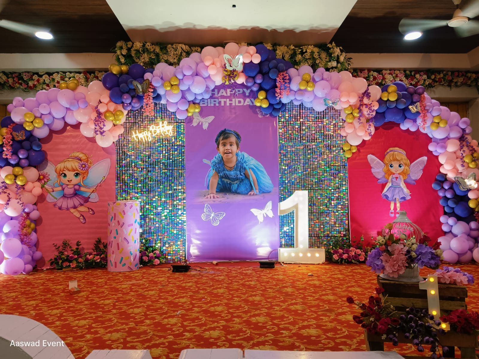 Royal Stage Decor